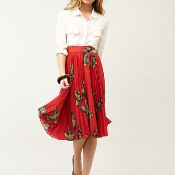 Tucker Dresses & Skirts - Red Tucker Pleated Skirt with Bird Print XS/P